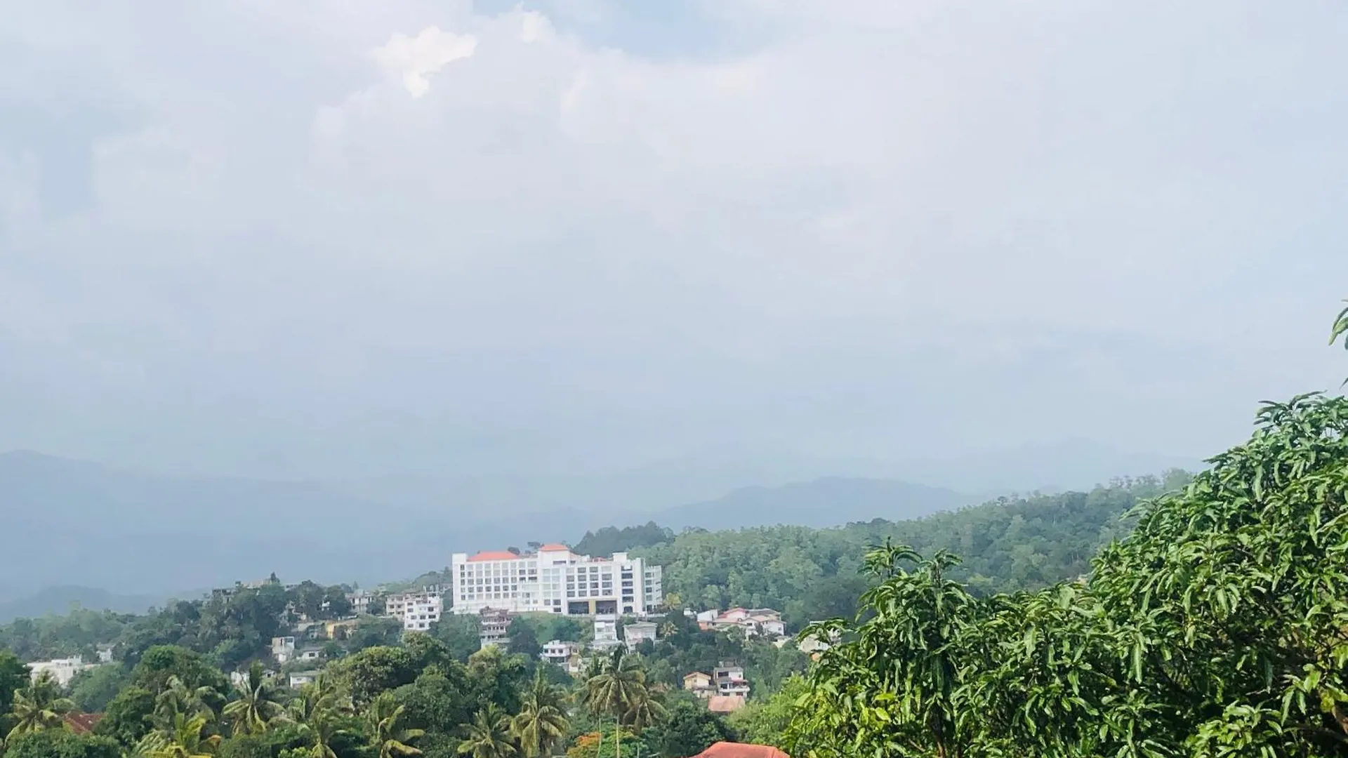 Misty Clouds Homestay Kandy