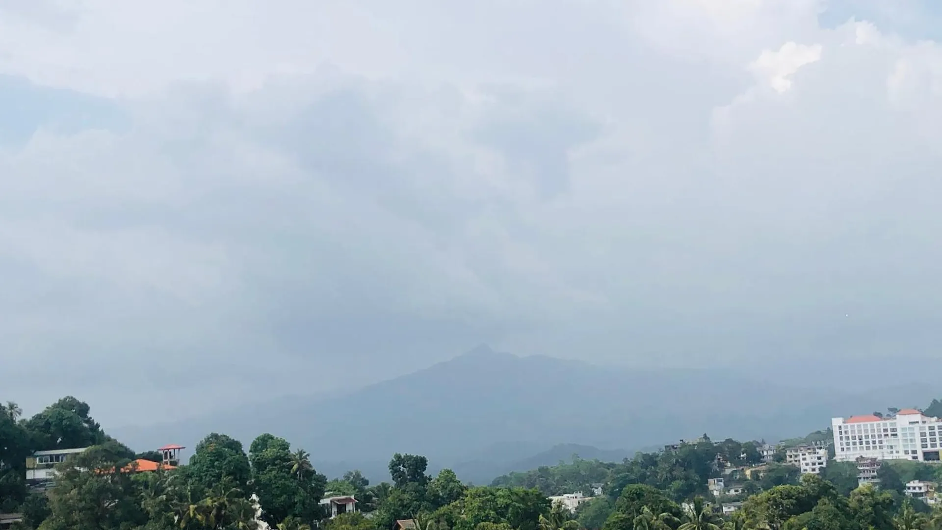 Misty Clouds Homestay Kandy